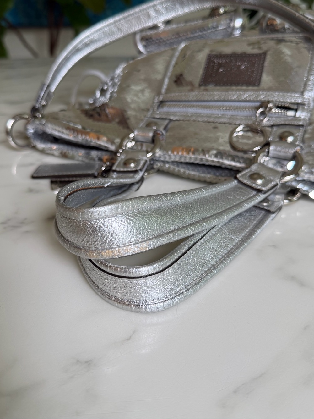 Coach Limited Edition Poppy Sequin Spotlight Tote Shoulder Bag 13821 Silver Y2K - Picture 15 of 16